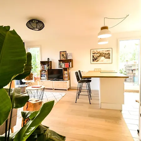 L'Olympique: Appartement Cosy, Vue Canal Grande Terrasse Et Parking Vaires-sur-Marne Exterior foto
